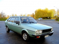 Renault 30 Hatchback (1 generation) 2.7 AT image, Renault 30 Hatchback (1 generation) 2.7 AT images, Renault 30 Hatchback (1 generation) 2.7 AT photos, Renault 30 Hatchback (1 generation) 2.7 AT photo, Renault 30 Hatchback (1 generation) 2.7 AT picture, Renault 30 Hatchback (1 generation) 2.7 AT pictures