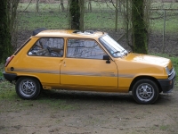 Renault 5 Campus hatchback 3-door (1 generation) 0.8 MT (37hp) image, Renault 5 Campus hatchback 3-door (1 generation) 0.8 MT (37hp) images, Renault 5 Campus hatchback 3-door (1 generation) 0.8 MT (37hp) photos, Renault 5 Campus hatchback 3-door (1 generation) 0.8 MT (37hp) photo, Renault 5 Campus hatchback 3-door (1 generation) 0.8 MT (37hp) picture, Renault 5 Campus hatchback 3-door (1 generation) 0.8 MT (37hp) pictures