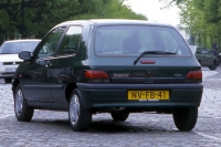 Renault Clio Hatchback 3-door (1 generation) 1.4 AT (80 HP) image, Renault Clio Hatchback 3-door (1 generation) 1.4 AT (80 HP) images, Renault Clio Hatchback 3-door (1 generation) 1.4 AT (80 HP) photos, Renault Clio Hatchback 3-door (1 generation) 1.4 AT (80 HP) photo, Renault Clio Hatchback 3-door (1 generation) 1.4 AT (80 HP) picture, Renault Clio Hatchback 3-door (1 generation) 1.4 AT (80 HP) pictures