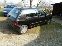 Renault Clio Hatchback 5-door. (1 generation) 1.8 MT (95 HP) image, Renault Clio Hatchback 5-door. (1 generation) 1.8 MT (95 HP) images, Renault Clio Hatchback 5-door. (1 generation) 1.8 MT (95 HP) photos, Renault Clio Hatchback 5-door. (1 generation) 1.8 MT (95 HP) photo, Renault Clio Hatchback 5-door. (1 generation) 1.8 MT (95 HP) picture, Renault Clio Hatchback 5-door. (1 generation) 1.8 MT (95 HP) pictures