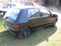 Renault Clio Hatchback 5-door. (1 generation) 1.8 MT (95 HP) image, Renault Clio Hatchback 5-door. (1 generation) 1.8 MT (95 HP) images, Renault Clio Hatchback 5-door. (1 generation) 1.8 MT (95 HP) photos, Renault Clio Hatchback 5-door. (1 generation) 1.8 MT (95 HP) photo, Renault Clio Hatchback 5-door. (1 generation) 1.8 MT (95 HP) picture, Renault Clio Hatchback 5-door. (1 generation) 1.8 MT (95 HP) pictures