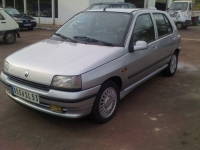 Renault Clio Hatchback 5-door. (1 generation) 1.8 MT (95 HP) image, Renault Clio Hatchback 5-door. (1 generation) 1.8 MT (95 HP) images, Renault Clio Hatchback 5-door. (1 generation) 1.8 MT (95 HP) photos, Renault Clio Hatchback 5-door. (1 generation) 1.8 MT (95 HP) photo, Renault Clio Hatchback 5-door. (1 generation) 1.8 MT (95 HP) picture, Renault Clio Hatchback 5-door. (1 generation) 1.8 MT (95 HP) pictures