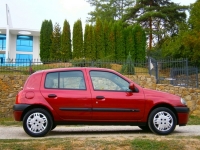 Renault Clio Hatchback 5-door. (2 generation) 1.6 MT (90hp) image, Renault Clio Hatchback 5-door. (2 generation) 1.6 MT (90hp) images, Renault Clio Hatchback 5-door. (2 generation) 1.6 MT (90hp) photos, Renault Clio Hatchback 5-door. (2 generation) 1.6 MT (90hp) photo, Renault Clio Hatchback 5-door. (2 generation) 1.6 MT (90hp) picture, Renault Clio Hatchback 5-door. (2 generation) 1.6 MT (90hp) pictures