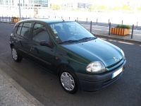 Renault Clio Hatchback 5-door. (2 generation) 1.6 MT (90hp) image, Renault Clio Hatchback 5-door. (2 generation) 1.6 MT (90hp) images, Renault Clio Hatchback 5-door. (2 generation) 1.6 MT (90hp) photos, Renault Clio Hatchback 5-door. (2 generation) 1.6 MT (90hp) photo, Renault Clio Hatchback 5-door. (2 generation) 1.6 MT (90hp) picture, Renault Clio Hatchback 5-door. (2 generation) 1.6 MT (90hp) pictures