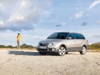 Skoda Fabia Combi Scout universal 5-door (5J) 1.4 TDI DPF MT (80 HP) avis, Skoda Fabia Combi Scout universal 5-door (5J) 1.4 TDI DPF MT (80 HP) prix, Skoda Fabia Combi Scout universal 5-door (5J) 1.4 TDI DPF MT (80 HP) caractéristiques, Skoda Fabia Combi Scout universal 5-door (5J) 1.4 TDI DPF MT (80 HP) Fiche, Skoda Fabia Combi Scout universal 5-door (5J) 1.4 TDI DPF MT (80 HP) Fiche technique, Skoda Fabia Combi Scout universal 5-door (5J) 1.4 TDI DPF MT (80 HP) achat, Skoda Fabia Combi Scout universal 5-door (5J) 1.4 TDI DPF MT (80 HP) acheter, Skoda Fabia Combi Scout universal 5-door (5J) 1.4 TDI DPF MT (80 HP) Auto