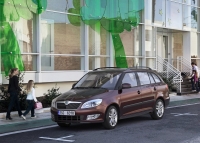 Skoda Fabia Combi wagon 5-door (5J) 1.2 TDI MT (75 HP) image, Skoda Fabia Combi wagon 5-door (5J) 1.2 TDI MT (75 HP) images, Skoda Fabia Combi wagon 5-door (5J) 1.2 TDI MT (75 HP) photos, Skoda Fabia Combi wagon 5-door (5J) 1.2 TDI MT (75 HP) photo, Skoda Fabia Combi wagon 5-door (5J) 1.2 TDI MT (75 HP) picture, Skoda Fabia Combi wagon 5-door (5J) 1.2 TDI MT (75 HP) pictures