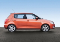 Skoda Fabia Hatchback (5J) 1.4 TDI DPF MT (80 HP) image, Skoda Fabia Hatchback (5J) 1.4 TDI DPF MT (80 HP) images, Skoda Fabia Hatchback (5J) 1.4 TDI DPF MT (80 HP) photos, Skoda Fabia Hatchback (5J) 1.4 TDI DPF MT (80 HP) photo, Skoda Fabia Hatchback (5J) 1.4 TDI DPF MT (80 HP) picture, Skoda Fabia Hatchback (5J) 1.4 TDI DPF MT (80 HP) pictures