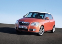 Skoda Fabia Hatchback (5J) 1.4 TDI DPF MT (80 HP) image, Skoda Fabia Hatchback (5J) 1.4 TDI DPF MT (80 HP) images, Skoda Fabia Hatchback (5J) 1.4 TDI DPF MT (80 HP) photos, Skoda Fabia Hatchback (5J) 1.4 TDI DPF MT (80 HP) photo, Skoda Fabia Hatchback (5J) 1.4 TDI DPF MT (80 HP) picture, Skoda Fabia Hatchback (5J) 1.4 TDI DPF MT (80 HP) pictures