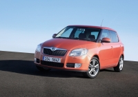 Skoda Fabia Hatchback (5J) 1.4 TDI DPF MT (80 HP) image, Skoda Fabia Hatchback (5J) 1.4 TDI DPF MT (80 HP) images, Skoda Fabia Hatchback (5J) 1.4 TDI DPF MT (80 HP) photos, Skoda Fabia Hatchback (5J) 1.4 TDI DPF MT (80 HP) photo, Skoda Fabia Hatchback (5J) 1.4 TDI DPF MT (80 HP) picture, Skoda Fabia Hatchback (5J) 1.4 TDI DPF MT (80 HP) pictures