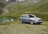 Skoda Fabia station Wagon 5-door (5J) 1.2 MT (60 HP) image, Skoda Fabia station Wagon 5-door (5J) 1.2 MT (60 HP) images, Skoda Fabia station Wagon 5-door (5J) 1.2 MT (60 HP) photos, Skoda Fabia station Wagon 5-door (5J) 1.2 MT (60 HP) photo, Skoda Fabia station Wagon 5-door (5J) 1.2 MT (60 HP) picture, Skoda Fabia station Wagon 5-door (5J) 1.2 MT (60 HP) pictures