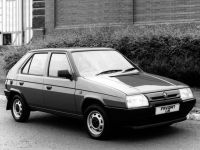 Skoda Favorit Hatchback (1 generation) 1.3 MT (54 hp) image, Skoda Favorit Hatchback (1 generation) 1.3 MT (54 hp) images, Skoda Favorit Hatchback (1 generation) 1.3 MT (54 hp) photos, Skoda Favorit Hatchback (1 generation) 1.3 MT (54 hp) photo, Skoda Favorit Hatchback (1 generation) 1.3 MT (54 hp) picture, Skoda Favorit Hatchback (1 generation) 1.3 MT (54 hp) pictures