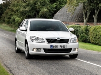 Skoda Octavia Combi wagon 5-door (2 generation) 1.2 TSI DSG (105 HP) image, Skoda Octavia Combi wagon 5-door (2 generation) 1.2 TSI DSG (105 HP) images, Skoda Octavia Combi wagon 5-door (2 generation) 1.2 TSI DSG (105 HP) photos, Skoda Octavia Combi wagon 5-door (2 generation) 1.2 TSI DSG (105 HP) photo, Skoda Octavia Combi wagon 5-door (2 generation) 1.2 TSI DSG (105 HP) picture, Skoda Octavia Combi wagon 5-door (2 generation) 1.2 TSI DSG (105 HP) pictures