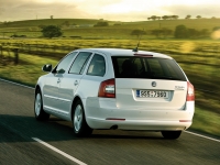 Skoda Octavia Combi wagon 5-door (2 generation) 1.2 TSI DSG (105 HP) image, Skoda Octavia Combi wagon 5-door (2 generation) 1.2 TSI DSG (105 HP) images, Skoda Octavia Combi wagon 5-door (2 generation) 1.2 TSI DSG (105 HP) photos, Skoda Octavia Combi wagon 5-door (2 generation) 1.2 TSI DSG (105 HP) photo, Skoda Octavia Combi wagon 5-door (2 generation) 1.2 TSI DSG (105 HP) picture, Skoda Octavia Combi wagon 5-door (2 generation) 1.2 TSI DSG (105 HP) pictures