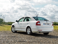 Skoda Octavia Liftback 5-door (2 generation) 1.6 MT image, Skoda Octavia Liftback 5-door (2 generation) 1.6 MT images, Skoda Octavia Liftback 5-door (2 generation) 1.6 MT photos, Skoda Octavia Liftback 5-door (2 generation) 1.6 MT photo, Skoda Octavia Liftback 5-door (2 generation) 1.6 MT picture, Skoda Octavia Liftback 5-door (2 generation) 1.6 MT pictures