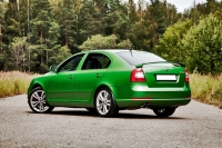 Skoda Octavia RS liftback 5-door (2 generation) 2.0 TDI DSG image, Skoda Octavia RS liftback 5-door (2 generation) 2.0 TDI DSG images, Skoda Octavia RS liftback 5-door (2 generation) 2.0 TDI DSG photos, Skoda Octavia RS liftback 5-door (2 generation) 2.0 TDI DSG photo, Skoda Octavia RS liftback 5-door (2 generation) 2.0 TDI DSG picture, Skoda Octavia RS liftback 5-door (2 generation) 2.0 TDI DSG pictures