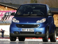 Smart Fortwo Brabus hatchback (2 generation) AT 1.0 Turbo (98 Hp) image, Smart Fortwo Brabus hatchback (2 generation) AT 1.0 Turbo (98 Hp) images, Smart Fortwo Brabus hatchback (2 generation) AT 1.0 Turbo (98 Hp) photos, Smart Fortwo Brabus hatchback (2 generation) AT 1.0 Turbo (98 Hp) photo, Smart Fortwo Brabus hatchback (2 generation) AT 1.0 Turbo (98 Hp) picture, Smart Fortwo Brabus hatchback (2 generation) AT 1.0 Turbo (98 Hp) pictures