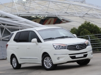 SsangYong Stavic Minivan (1 generation) 2.0 D MT Comfort image, SsangYong Stavic Minivan (1 generation) 2.0 D MT Comfort images, SsangYong Stavic Minivan (1 generation) 2.0 D MT Comfort photos, SsangYong Stavic Minivan (1 generation) 2.0 D MT Comfort photo, SsangYong Stavic Minivan (1 generation) 2.0 D MT Comfort picture, SsangYong Stavic Minivan (1 generation) 2.0 D MT Comfort pictures