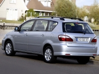 Toyota Avensis Verso Minivan (1 generation) 2.0 TD MT (116hp) image, Toyota Avensis Verso Minivan (1 generation) 2.0 TD MT (116hp) images, Toyota Avensis Verso Minivan (1 generation) 2.0 TD MT (116hp) photos, Toyota Avensis Verso Minivan (1 generation) 2.0 TD MT (116hp) photo, Toyota Avensis Verso Minivan (1 generation) 2.0 TD MT (116hp) picture, Toyota Avensis Verso Minivan (1 generation) 2.0 TD MT (116hp) pictures