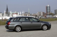 Toyota Avensis Wagon (2 generation) 1.6 MT (110hp) image, Toyota Avensis Wagon (2 generation) 1.6 MT (110hp) images, Toyota Avensis Wagon (2 generation) 1.6 MT (110hp) photos, Toyota Avensis Wagon (2 generation) 1.6 MT (110hp) photo, Toyota Avensis Wagon (2 generation) 1.6 MT (110hp) picture, Toyota Avensis Wagon (2 generation) 1.6 MT (110hp) pictures