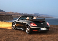 Volkswagen Beetle Convertible (2 generation) 1.2 TDI BlueMotion MT (105hp) image, Volkswagen Beetle Convertible (2 generation) 1.2 TDI BlueMotion MT (105hp) images, Volkswagen Beetle Convertible (2 generation) 1.2 TDI BlueMotion MT (105hp) photos, Volkswagen Beetle Convertible (2 generation) 1.2 TDI BlueMotion MT (105hp) photo, Volkswagen Beetle Convertible (2 generation) 1.2 TDI BlueMotion MT (105hp) picture, Volkswagen Beetle Convertible (2 generation) 1.2 TDI BlueMotion MT (105hp) pictures