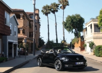 Volkswagen Beetle Convertible (2 generation) 1.6 TDI MT (105hp) image, Volkswagen Beetle Convertible (2 generation) 1.6 TDI MT (105hp) images, Volkswagen Beetle Convertible (2 generation) 1.6 TDI MT (105hp) photos, Volkswagen Beetle Convertible (2 generation) 1.6 TDI MT (105hp) photo, Volkswagen Beetle Convertible (2 generation) 1.6 TDI MT (105hp) picture, Volkswagen Beetle Convertible (2 generation) 1.6 TDI MT (105hp) pictures