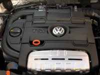 Volkswagen Beetle Hatchback (2 generation) 1.6 TDI MT (105 HP) image, Volkswagen Beetle Hatchback (2 generation) 1.6 TDI MT (105 HP) images, Volkswagen Beetle Hatchback (2 generation) 1.6 TDI MT (105 HP) photos, Volkswagen Beetle Hatchback (2 generation) 1.6 TDI MT (105 HP) photo, Volkswagen Beetle Hatchback (2 generation) 1.6 TDI MT (105 HP) picture, Volkswagen Beetle Hatchback (2 generation) 1.6 TDI MT (105 HP) pictures