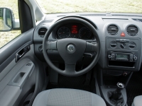 Volkswagen Caddy Van 4-door (3 generation) 1.9 TDI AT (75 HP) image, Volkswagen Caddy Van 4-door (3 generation) 1.9 TDI AT (75 HP) images, Volkswagen Caddy Van 4-door (3 generation) 1.9 TDI AT (75 HP) photos, Volkswagen Caddy Van 4-door (3 generation) 1.9 TDI AT (75 HP) photo, Volkswagen Caddy Van 4-door (3 generation) 1.9 TDI AT (75 HP) picture, Volkswagen Caddy Van 4-door (3 generation) 1.9 TDI AT (75 HP) pictures