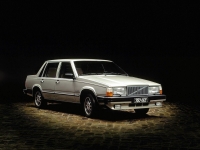 Volvo 760 Saloon (1 generation) 2.3 T MT (182hp) avis, Volvo 760 Saloon (1 generation) 2.3 T MT (182hp) prix, Volvo 760 Saloon (1 generation) 2.3 T MT (182hp) caractéristiques, Volvo 760 Saloon (1 generation) 2.3 T MT (182hp) Fiche, Volvo 760 Saloon (1 generation) 2.3 T MT (182hp) Fiche technique, Volvo 760 Saloon (1 generation) 2.3 T MT (182hp) achat, Volvo 760 Saloon (1 generation) 2.3 T MT (182hp) acheter, Volvo 760 Saloon (1 generation) 2.3 T MT (182hp) Auto