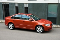 Volvo S40 Sedan (2 generation) 2.4 AT (170 Hp) image, Volvo S40 Sedan (2 generation) 2.4 AT (170 Hp) images, Volvo S40 Sedan (2 generation) 2.4 AT (170 Hp) photos, Volvo S40 Sedan (2 generation) 2.4 AT (170 Hp) photo, Volvo S40 Sedan (2 generation) 2.4 AT (170 Hp) picture, Volvo S40 Sedan (2 generation) 2.4 AT (170 Hp) pictures