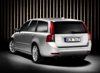 Volvo V50 Wagon (1 generation) 1.8 MT (125 Hp) image, Volvo V50 Wagon (1 generation) 1.8 MT (125 Hp) images, Volvo V50 Wagon (1 generation) 1.8 MT (125 Hp) photos, Volvo V50 Wagon (1 generation) 1.8 MT (125 Hp) photo, Volvo V50 Wagon (1 generation) 1.8 MT (125 Hp) picture, Volvo V50 Wagon (1 generation) 1.8 MT (125 Hp) pictures