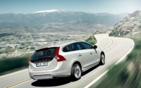 Volvo V60 Estate (1 generation) 1.6 T4 MT (180 HP) image, Volvo V60 Estate (1 generation) 1.6 T4 MT (180 HP) images, Volvo V60 Estate (1 generation) 1.6 T4 MT (180 HP) photos, Volvo V60 Estate (1 generation) 1.6 T4 MT (180 HP) photo, Volvo V60 Estate (1 generation) 1.6 T4 MT (180 HP) picture, Volvo V60 Estate (1 generation) 1.6 T4 MT (180 HP) pictures