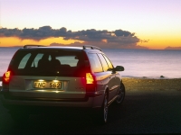 Volvo V70 Wagon (2 generation) 2.0 T AT (180 hp) avis, Volvo V70 Wagon (2 generation) 2.0 T AT (180 hp) prix, Volvo V70 Wagon (2 generation) 2.0 T AT (180 hp) caractéristiques, Volvo V70 Wagon (2 generation) 2.0 T AT (180 hp) Fiche, Volvo V70 Wagon (2 generation) 2.0 T AT (180 hp) Fiche technique, Volvo V70 Wagon (2 generation) 2.0 T AT (180 hp) achat, Volvo V70 Wagon (2 generation) 2.0 T AT (180 hp) acheter, Volvo V70 Wagon (2 generation) 2.0 T AT (180 hp) Auto