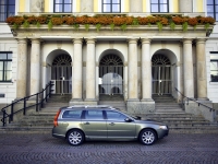 Volvo V70 Wagon (3rd generation) 2.5 T MT (231 hp) image, Volvo V70 Wagon (3rd generation) 2.5 T MT (231 hp) images, Volvo V70 Wagon (3rd generation) 2.5 T MT (231 hp) photos, Volvo V70 Wagon (3rd generation) 2.5 T MT (231 hp) photo, Volvo V70 Wagon (3rd generation) 2.5 T MT (231 hp) picture, Volvo V70 Wagon (3rd generation) 2.5 T MT (231 hp) pictures